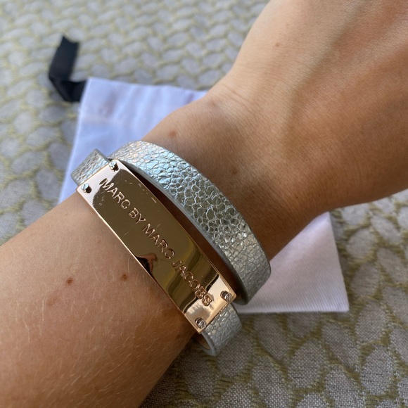 Double Wrap Genuine Leather ID Bracelet - Picture 2 of 6